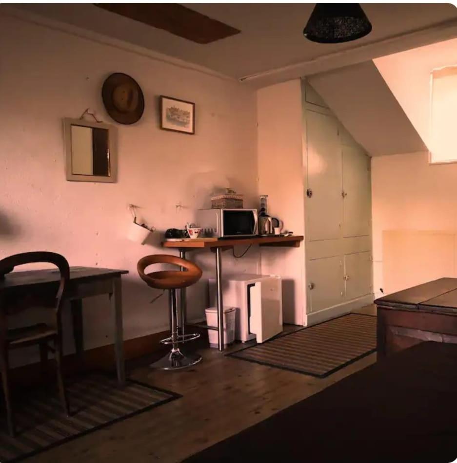 Chambres Avec Salle De Bains Et Cuisine En Centre Ville Argenton Sur Creuse Zewnętrze zdjęcie